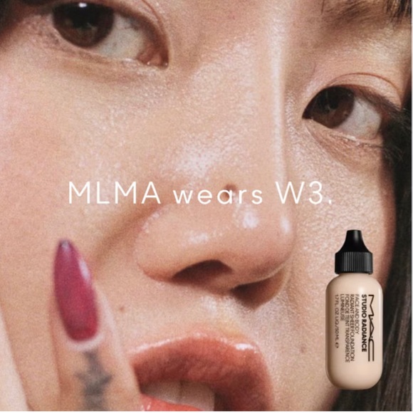 MAC Studio Radiance Face & Body Foundation W3 - Picture 2 of 12